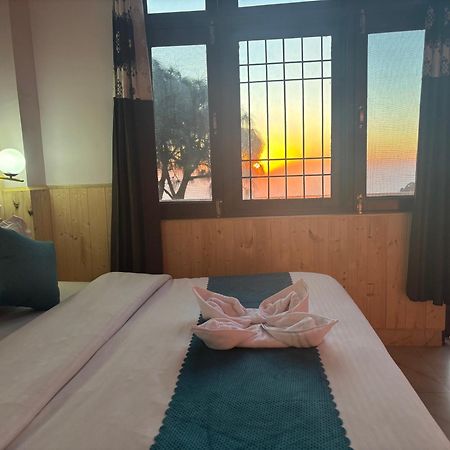 Urban Wave 2Bed Rooms By The North Edge Kasauli Exteriér fotografie